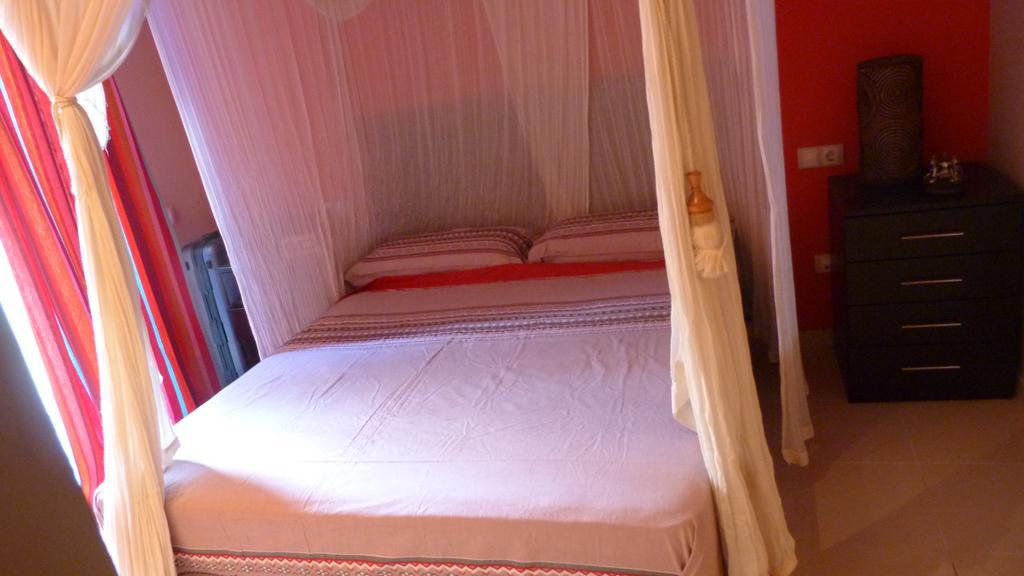 Apartamento Ones Playa Mero 살루 외부 사진
